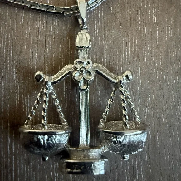 Monet Silver Scales of Justice Necklace - Picture 4 of 8